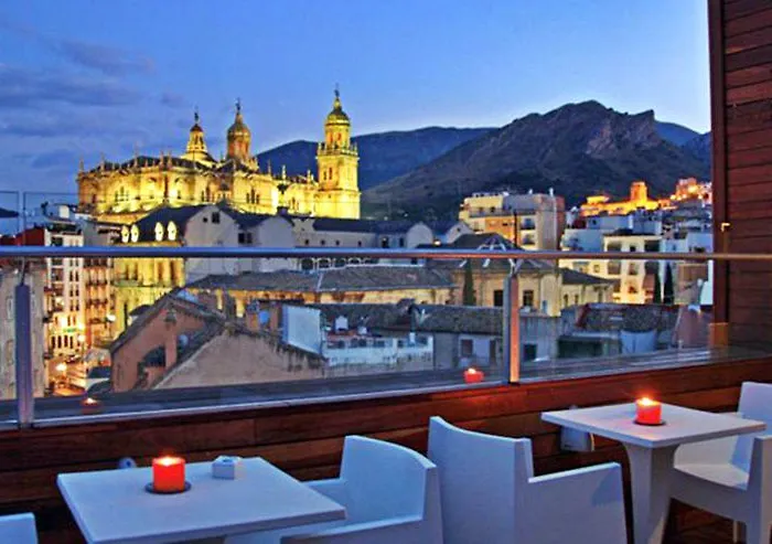 Hoteles Baratos en Jaén 
