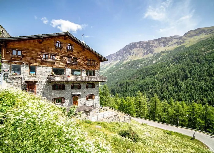 Hotel Ristorante Perret
