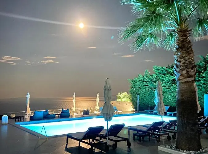Golden View Residence
