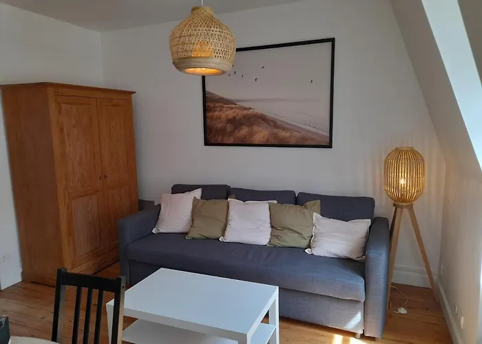 Charmante Villa plein SUD 50m de la plage - Balcon vue latérale sur Mer - équipée de la Fibre, Wifi, internet