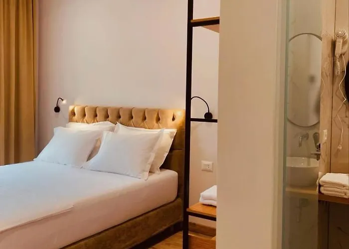 Merly Hotel