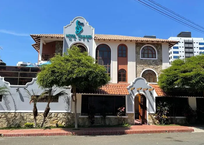 Hotel Voyager Manta