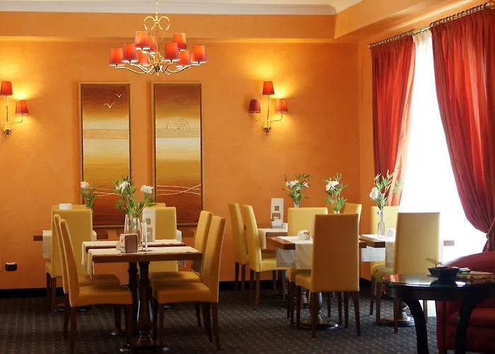 Bram Hotel