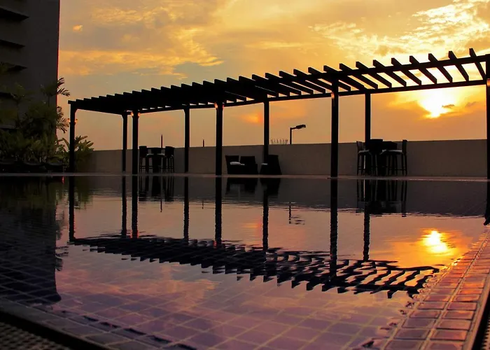 Hotel Trinitarias Suites