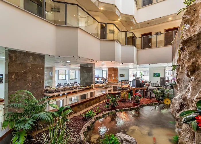 Emily'S Hotel