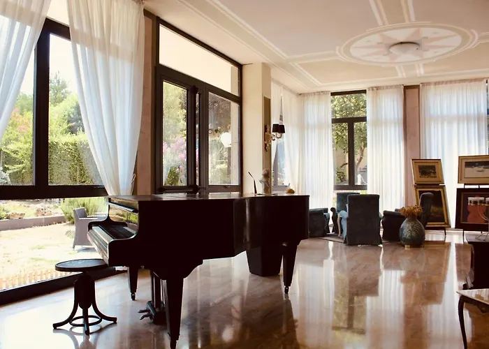Art Hotel Pandos