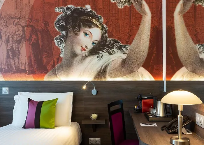Hôtel Roi Soleil Prestige Plaisir