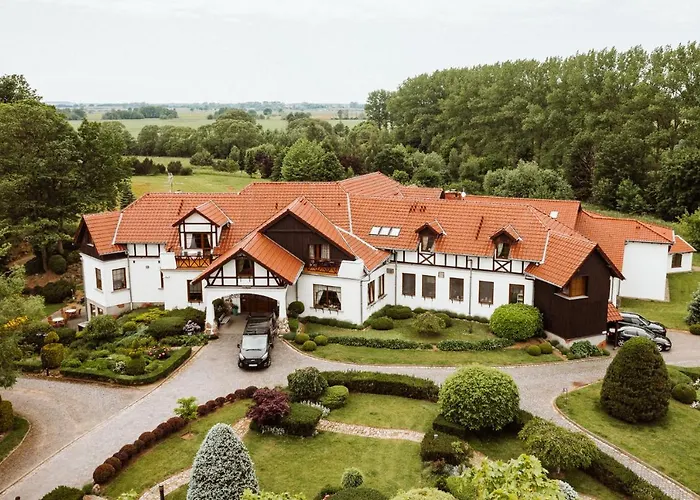 Hotel Dworek Nad Rega