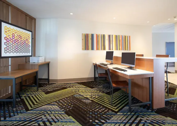 Holiday Inn Express & Suites - Goodland I-70 By Ihg