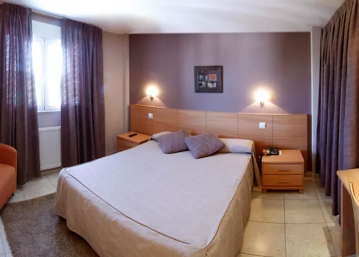 Apartamentos Ciudad De Lugo