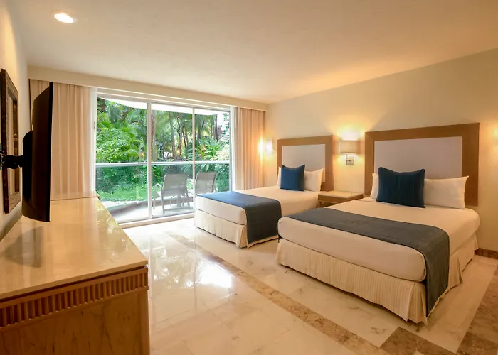 Grand Park Royal Cozumel Hotel