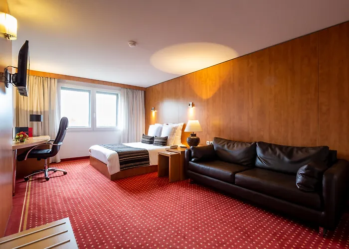 Le M & Spa Bordeaux Aeroport By Hotels & Preference