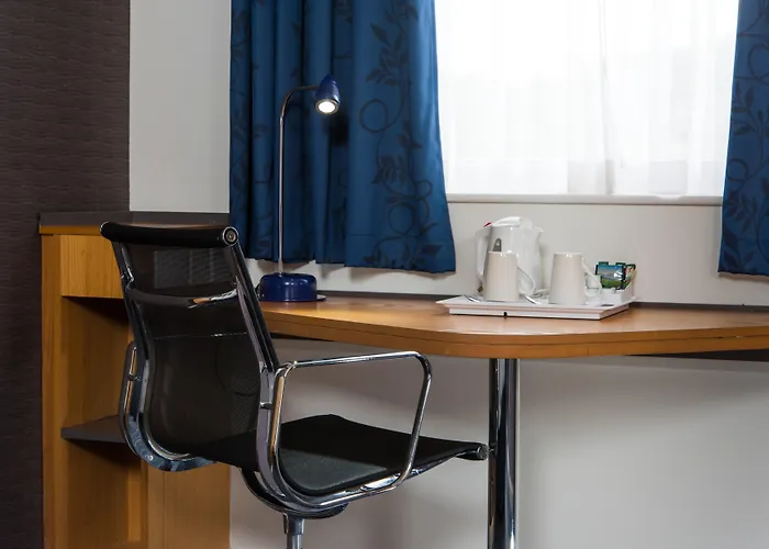 Holiday Inn Express Birmingham - Snow Hill By Ihg