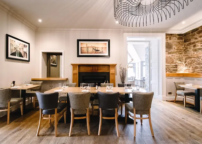Glen Mhor Hotel At Uile-Bheist 'Brewstillery'