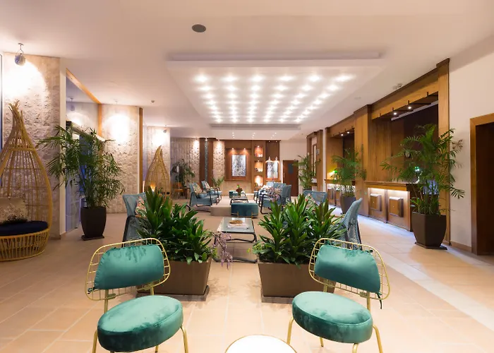 Cavo Zoe Seaside Hotel