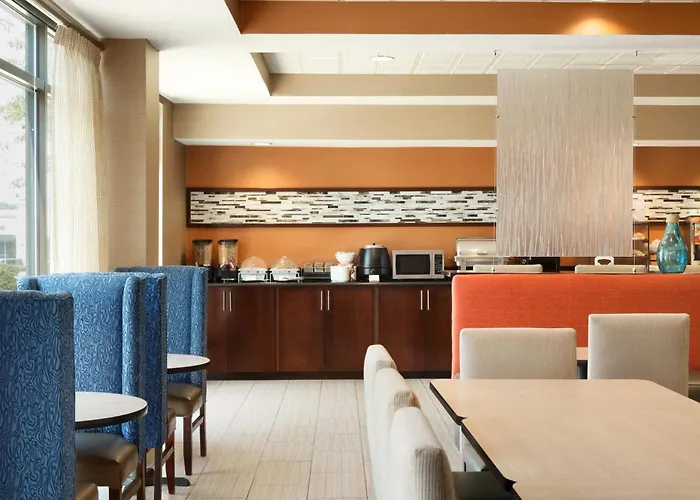 Townhome Inn & Suites By Ihg