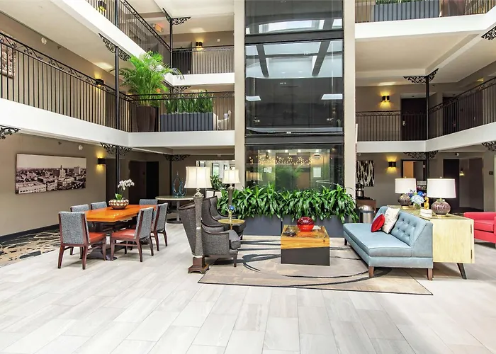 The Burgundy Hotel, Tapestry Collection By Hilton