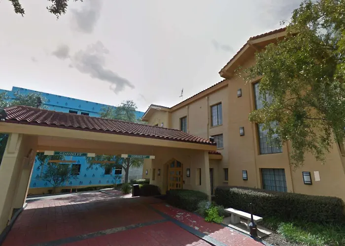 Days Inn By Wyndham Gainesville Florida
