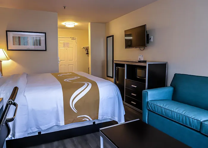 Quality Inn & Suites Camarillo-Oxnard