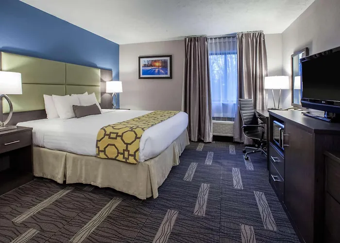 Baymont By Wyndham Traverse City