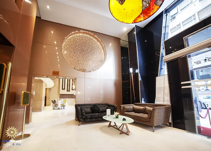 Oum Palace Hotel & Spa