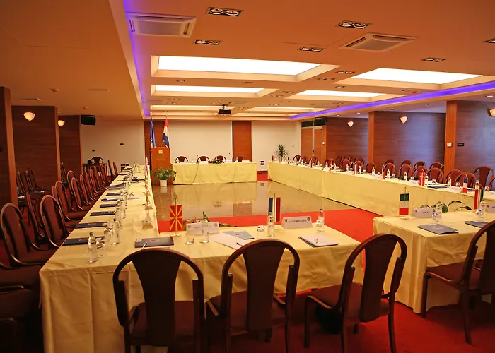 Hotel Kolovare
