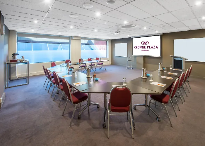 Crowne Plaza Canberra By Ihg