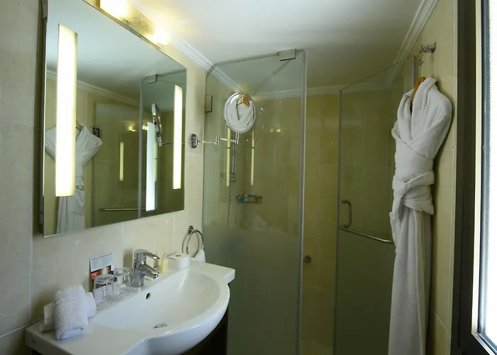 Ramada By Wyndham Downtown Beirut