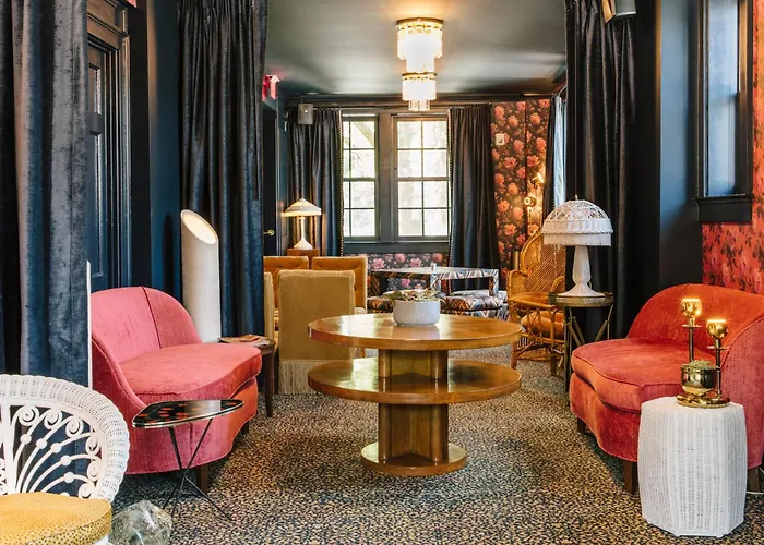 Hotel Clermont Atlanta, By Oliver