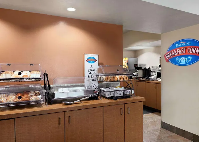 Baymont By Wyndham Sioux Falls North,I-29,Russell St, Airport