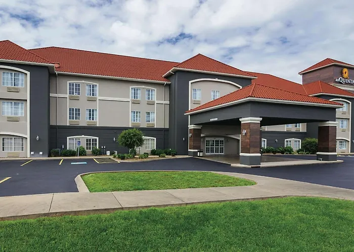 La Quinta By Wyndham Bowling Green