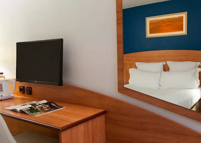 Comfort Hotel Evreux