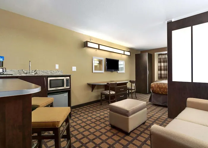 Microtel Inn & Suites By Wyndham Minot