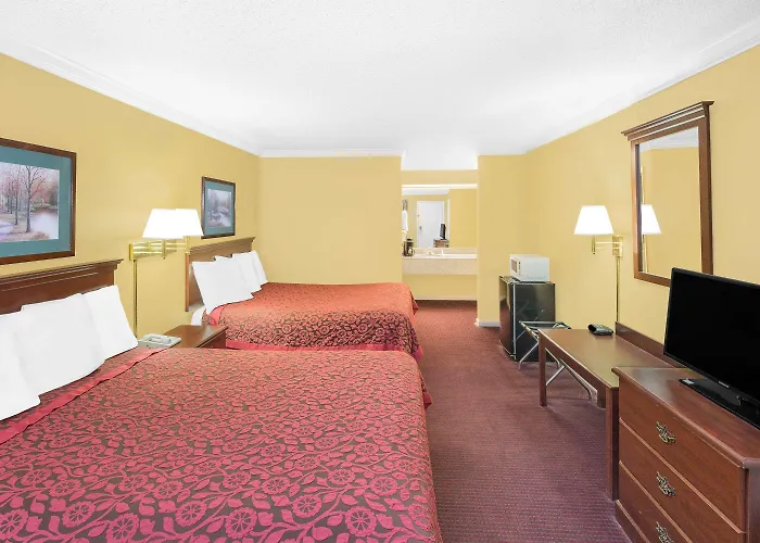 Days Inn By Wyndham N Little Rock East