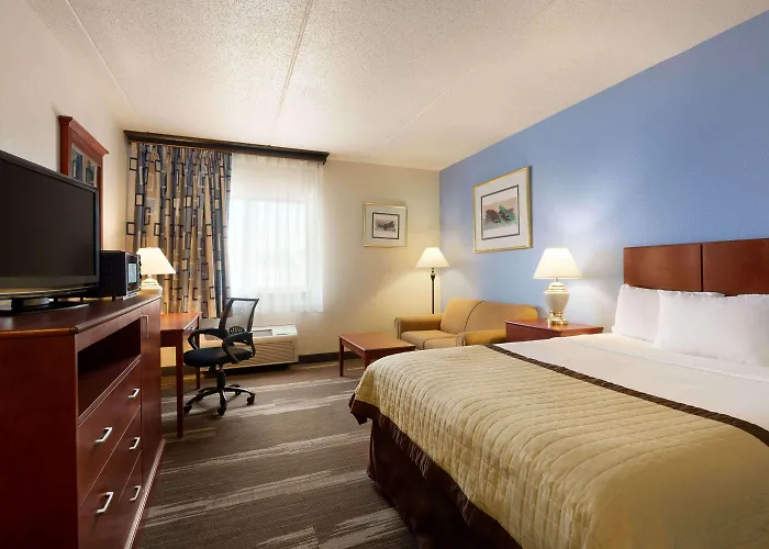 Ramada By Wyndham Fargo