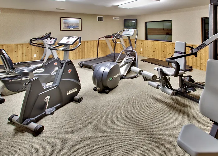 Best Western Watertown Inn & Suites