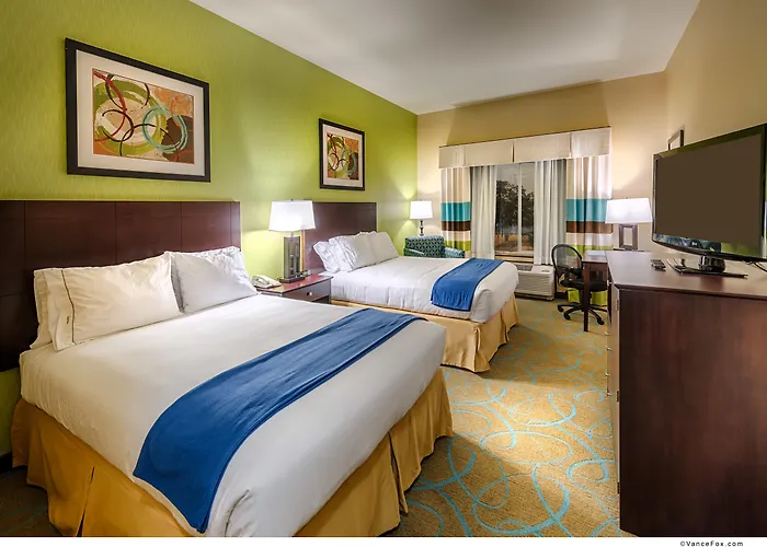 Hampton Inn & Suites Red Bluff