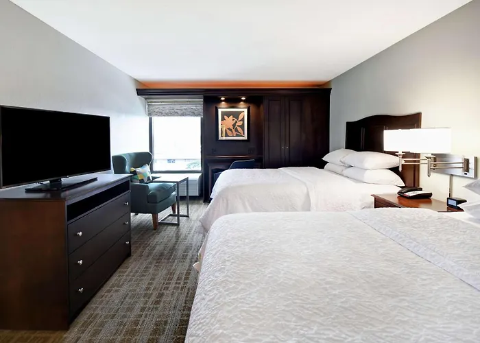 Hampton Inn Overland Park