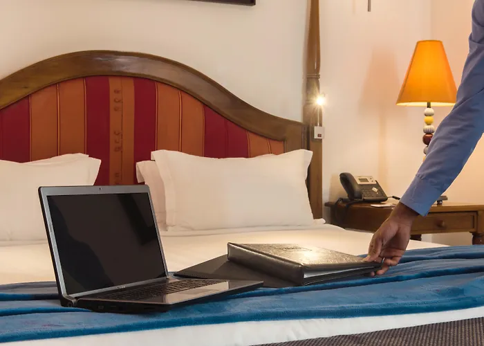 Palms Hotel