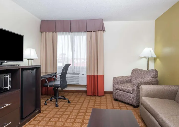 Super 8 By Wyndham Rice Lake