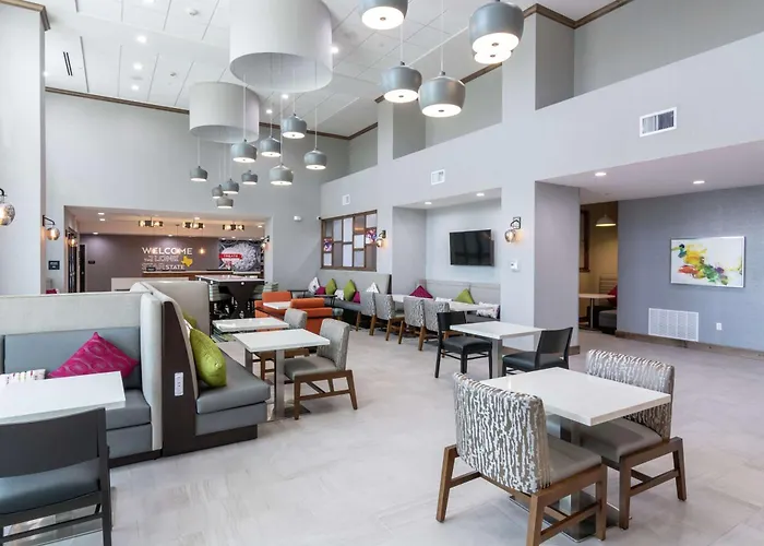 Hampton Inn & Suites Dallas East