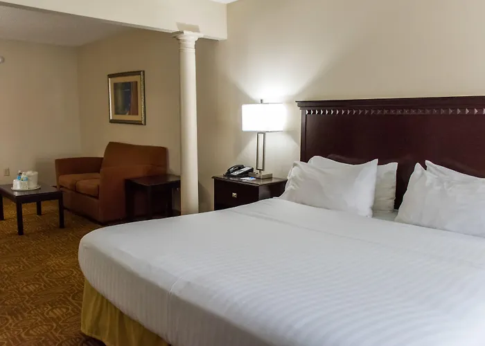 Holiday Inn Express Hotel & Suites Kinston By Ihg