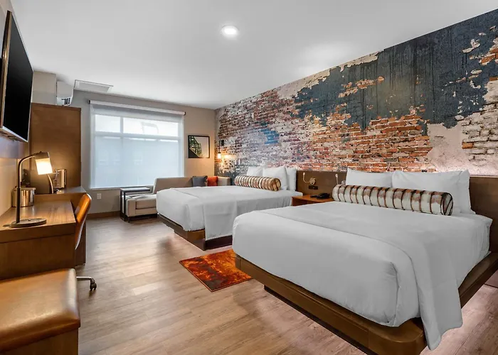 Cambria Hotel Omaha Downtown
