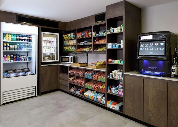 Doubletree By Hilton Montreal Airport