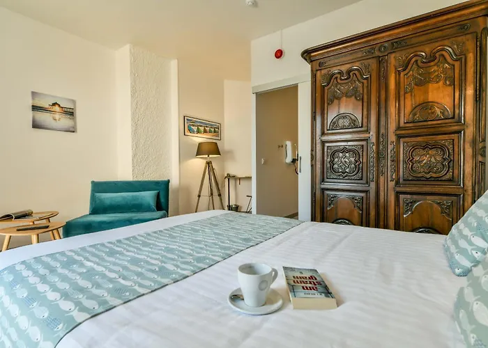 Logis Hostellerie du Neez Le Clos Gourmand