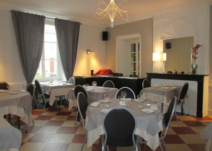 Logis Hostellerie Du Cheval Blanc