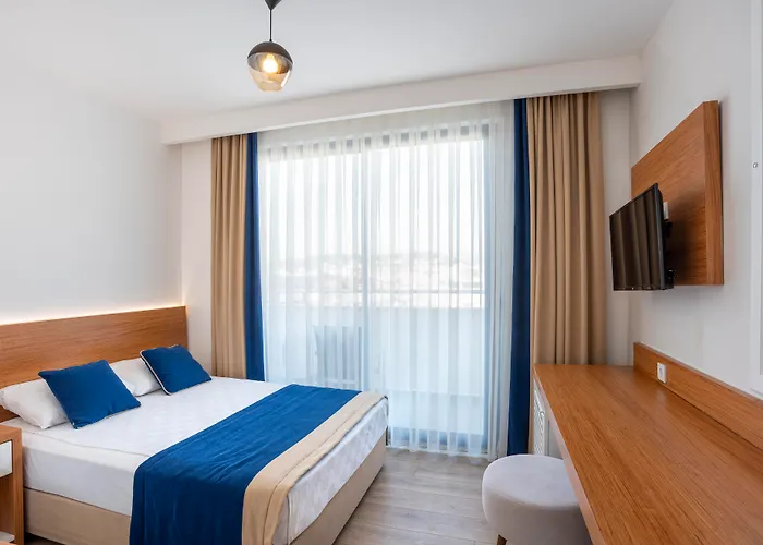 The Sansa Hotel & Spa