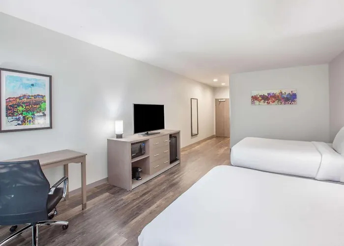 La Quinta By Wyndham Dallas Duncanville