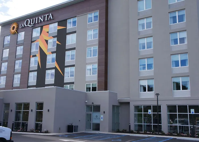 La Quinta By Wyndham Mobile