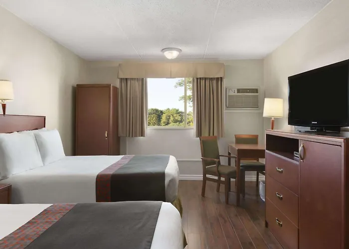 Days Inn By Wyndham Bridgewater Conference Center